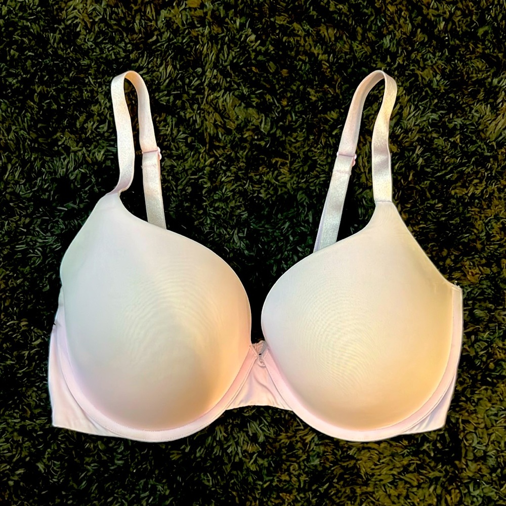 VICTORIA’S SECRET T-shirt Push-up Bra